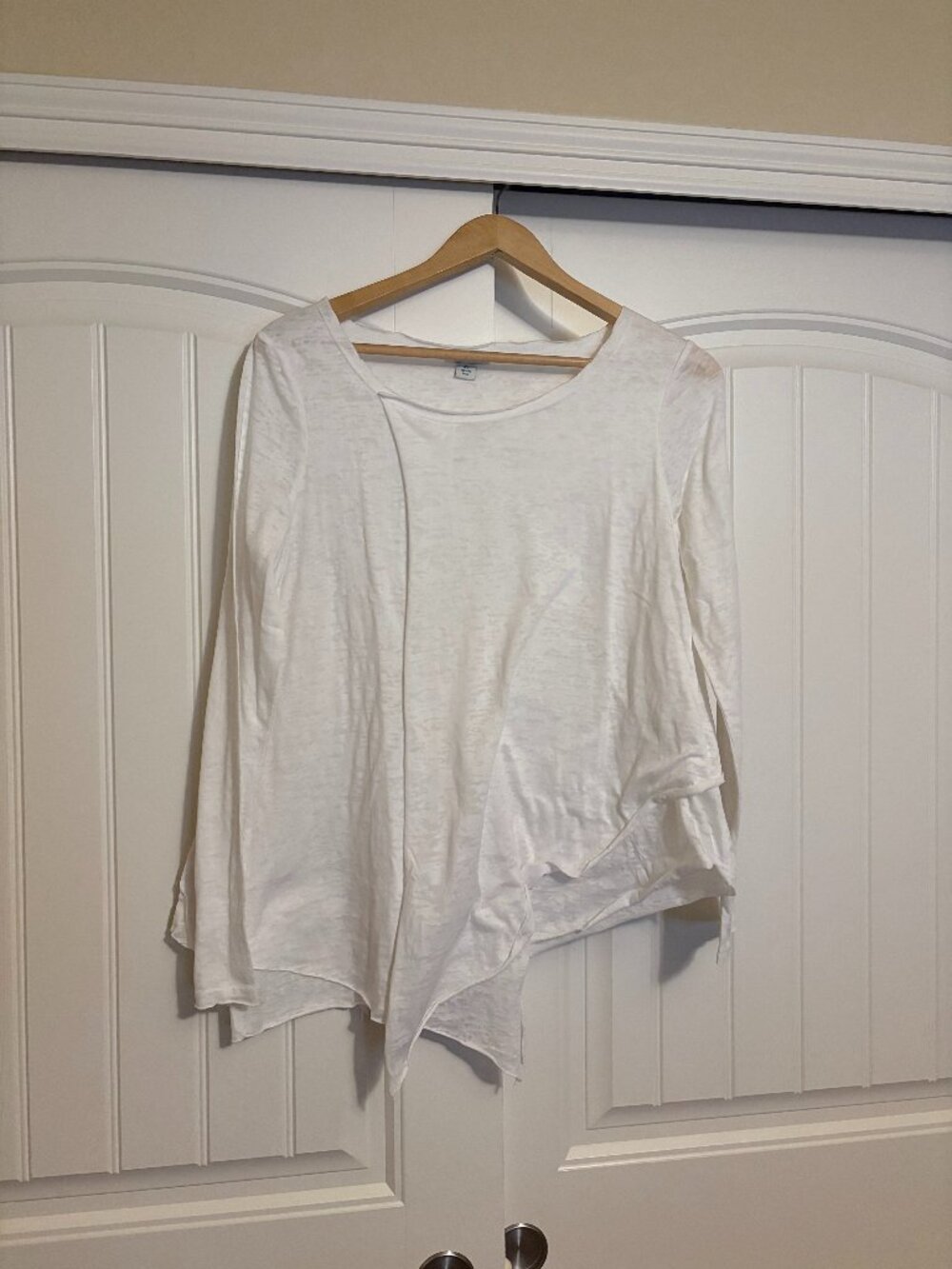Sundance Asymmetric Hem Blouse XS Xtra Small Solid White Long Sleeve Layered